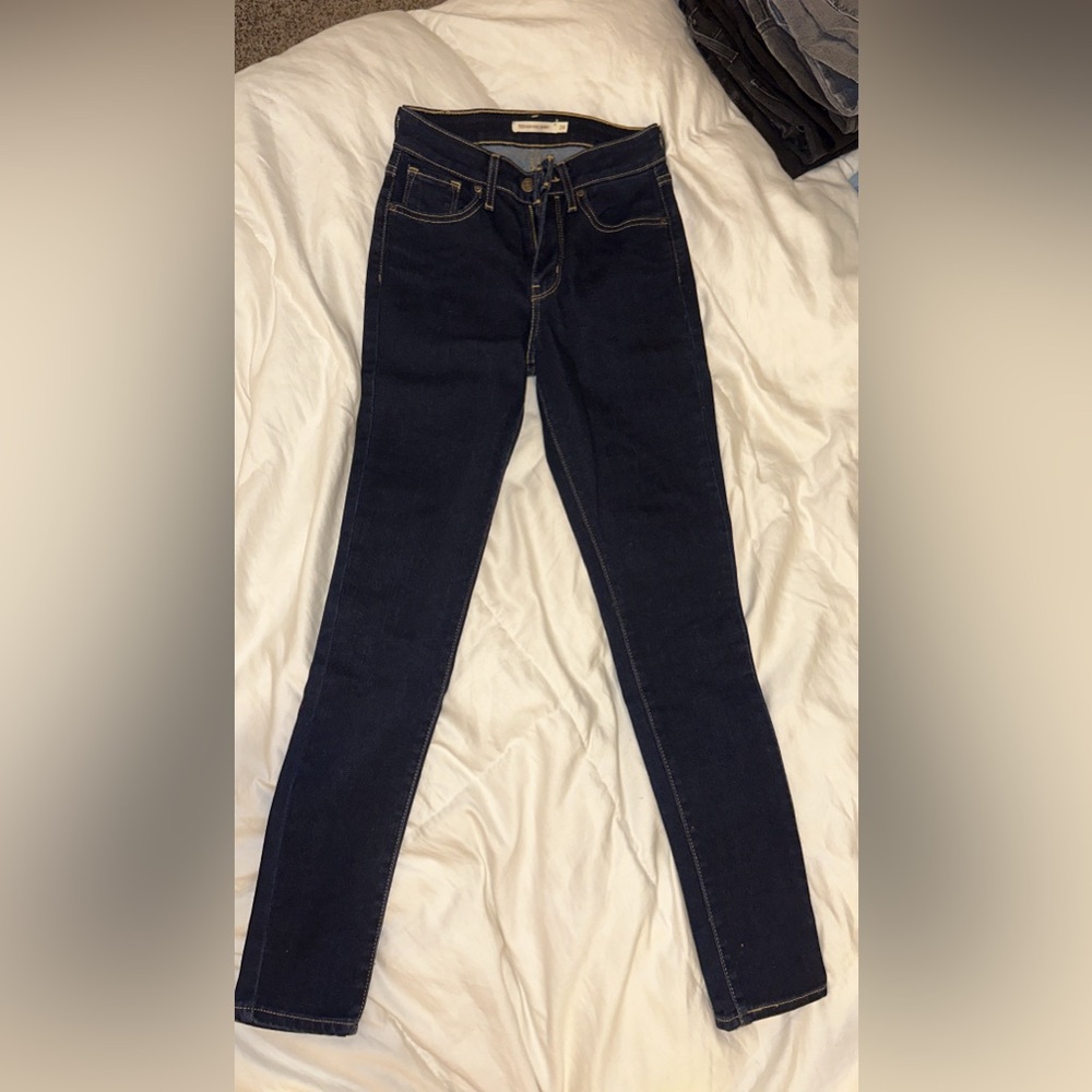 Levis 721 high rise skinny jeans